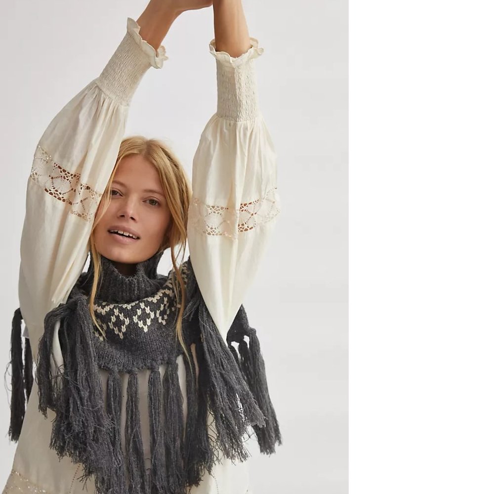 ANTHROPOLOGIE Fringed Turtleneck Collar new OS